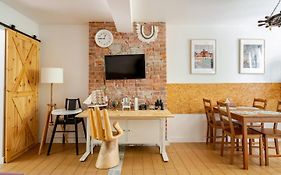Apartament w sercu Gdańska - Parking gratis - 10 min do Forum i SKM Śródmieście - Self check-in 24h